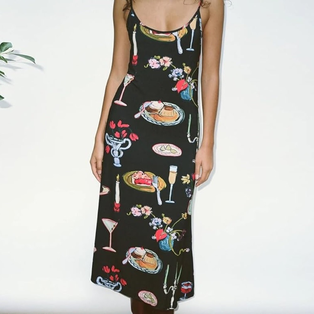 “Dinner party” themed dress - Size S - Lisa Says Gah!